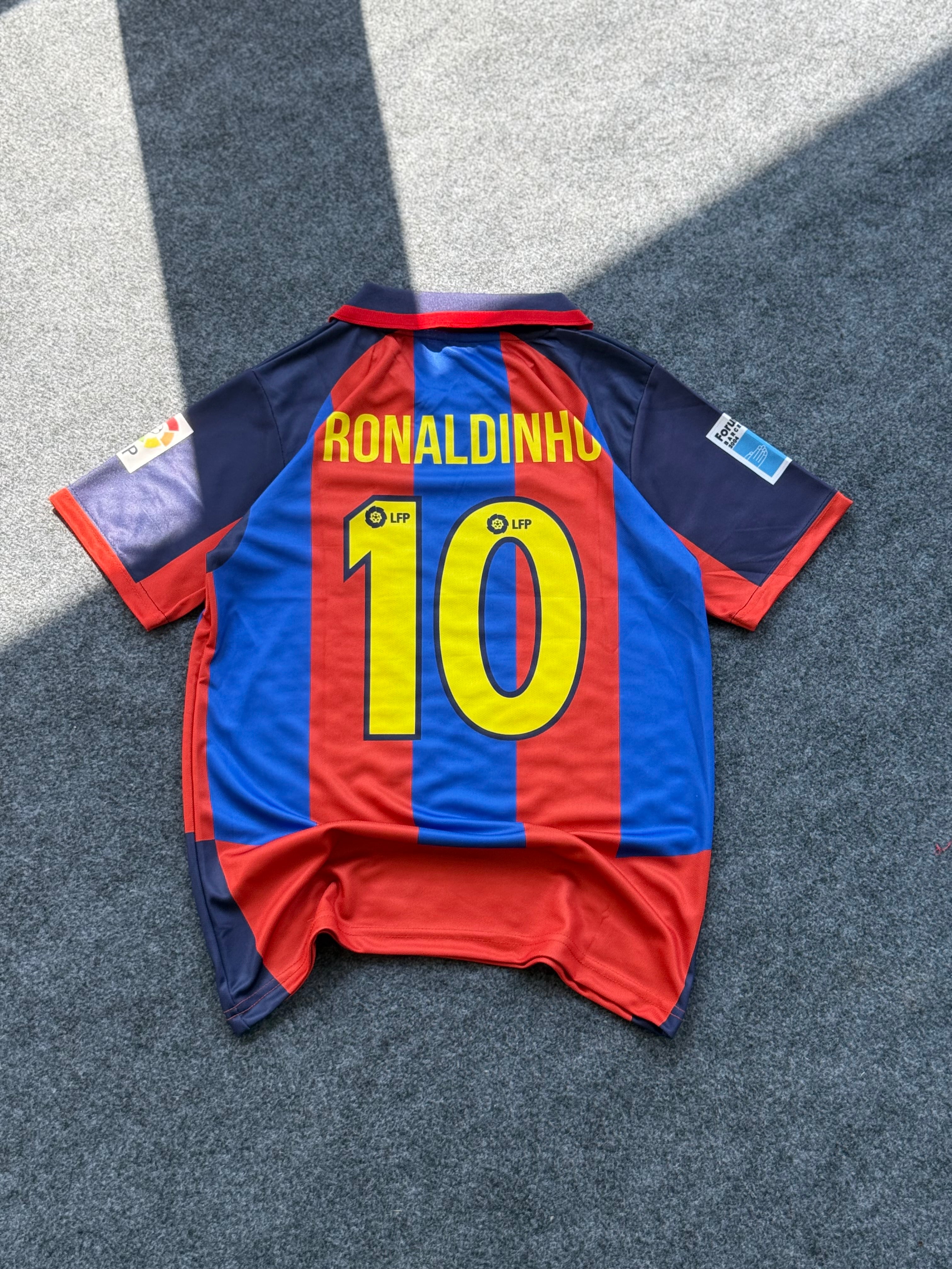FC Barcelona 2003-04 home jersey.