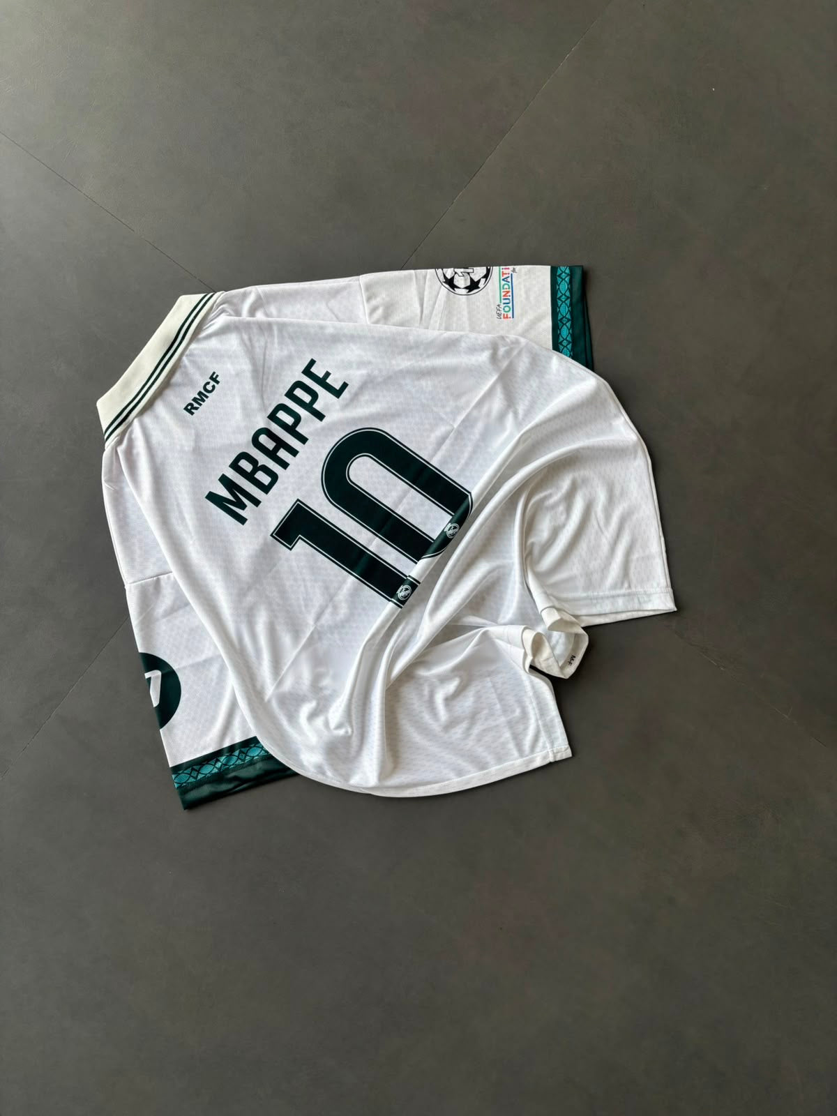 2026/27 Real Madrid Home Embroidery Collar Five sleeve