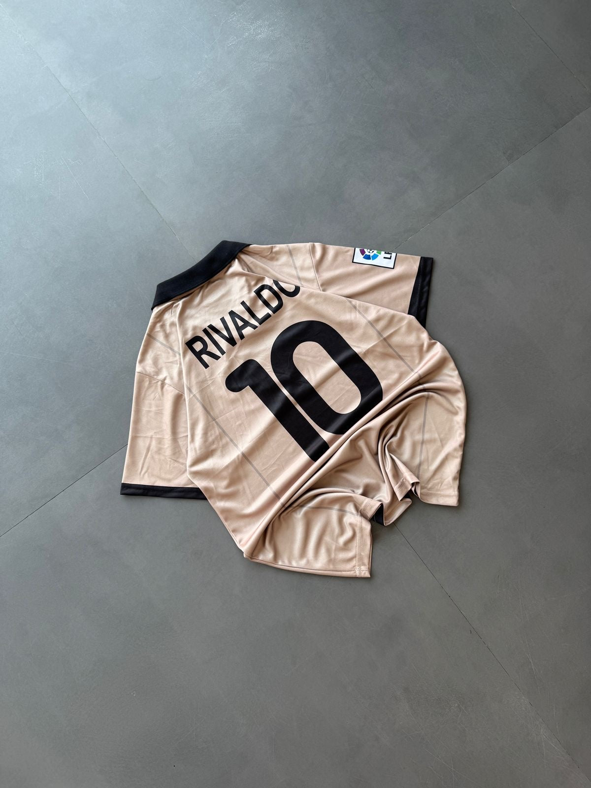 FC Barcelona 2001/02 away