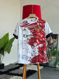 featuring a split design between Manchester United and Real Madrid
