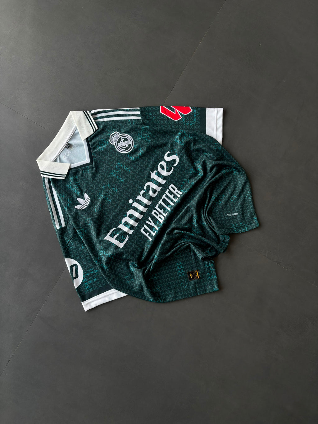 2026/27 Real Madrid Away Embroidery Collar five sleeve