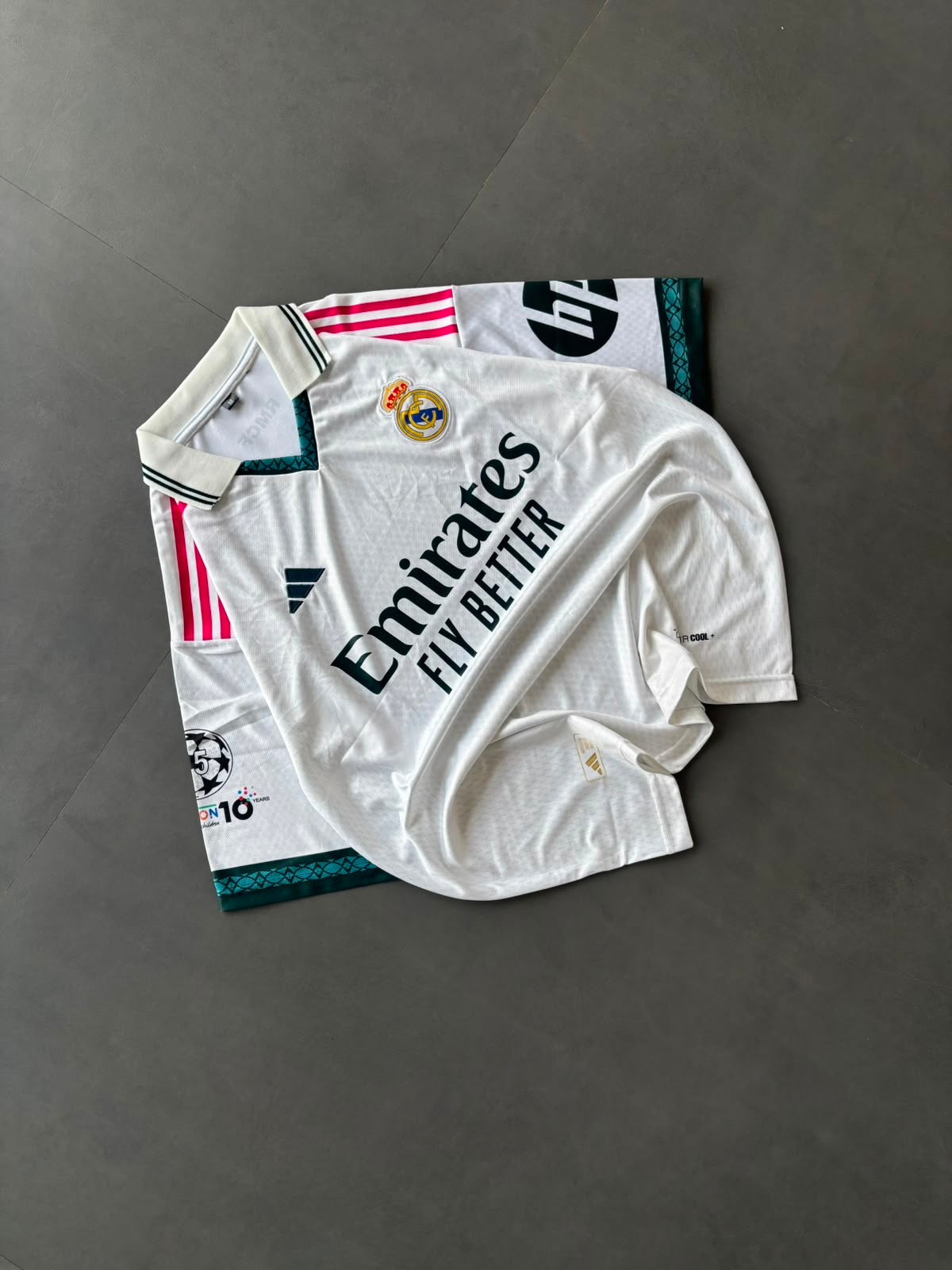 2026/27 Real Madrid Home Embroidery Collar Five sleeve