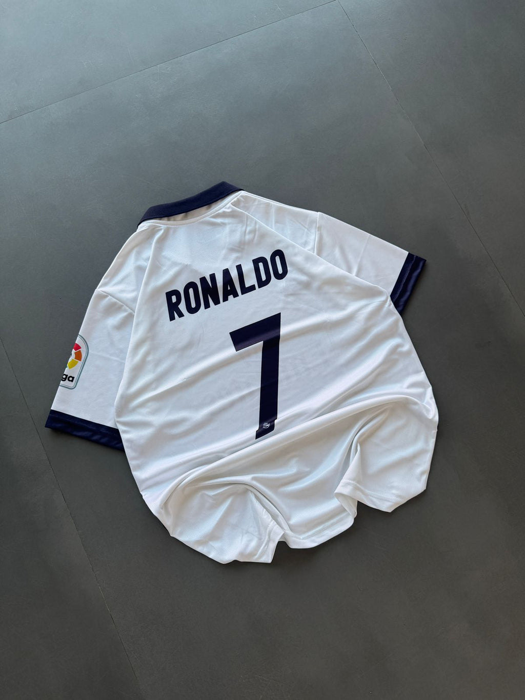 Real Madrid 2016-2017 home jersey with Cristiano Ronaldo's name and number 7 on the back.